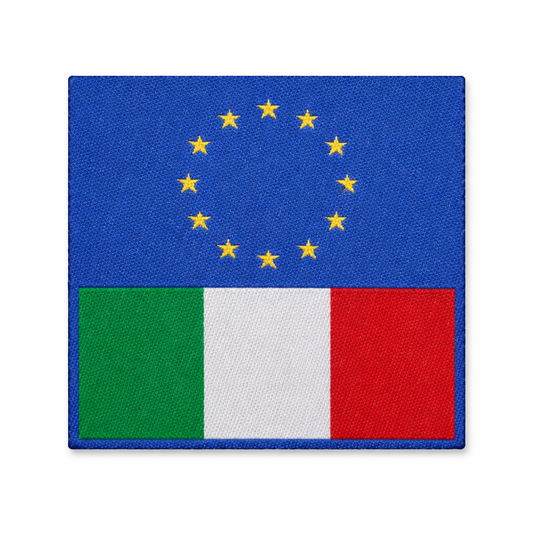 Patch-Toppa Microricamata in HD/Jacquard (Alta Definizione) Bandiera Italia-Europa Termoadesiva, Micro Filo, Dimensioni : H. cm. 8 x L. cm.8 - Prodotto in Italia